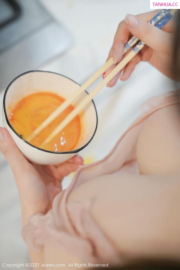 黄米妮  米妮大萌萌 [XiuRen秀人网]高清写真图 2020.04.23 糯美子Mini第23张图片